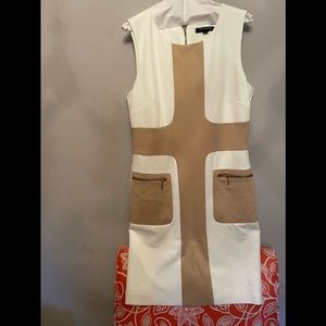 Sharagano Zip Pocket Number